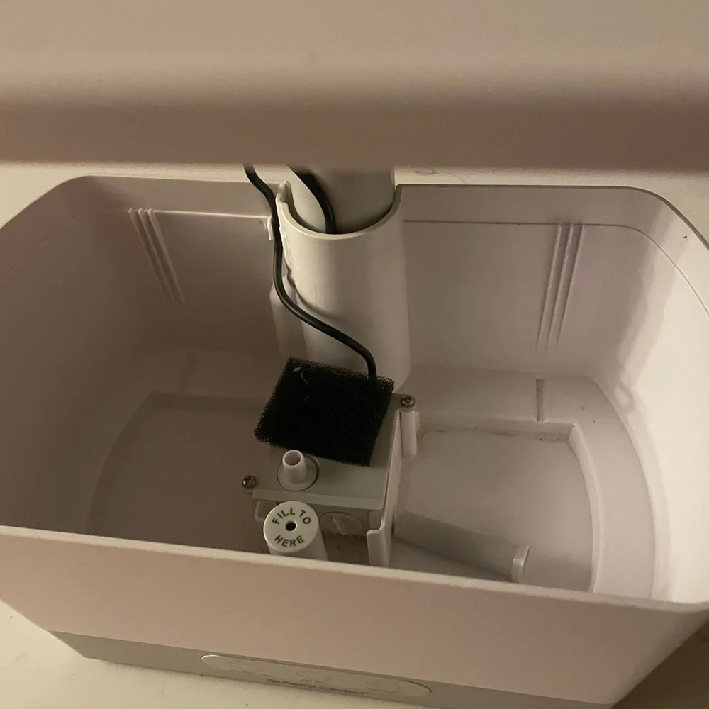 AeroGarden White Indoor Garden System - Picture 3 of 3